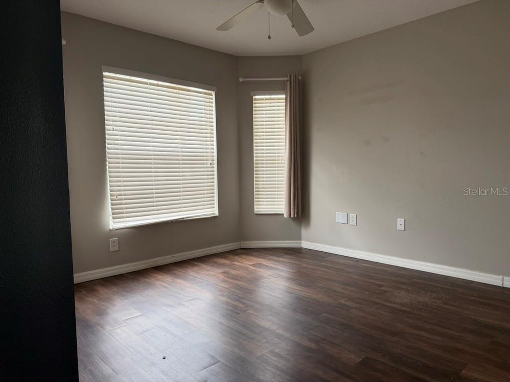 13850 ROYSTON BND — photo 12