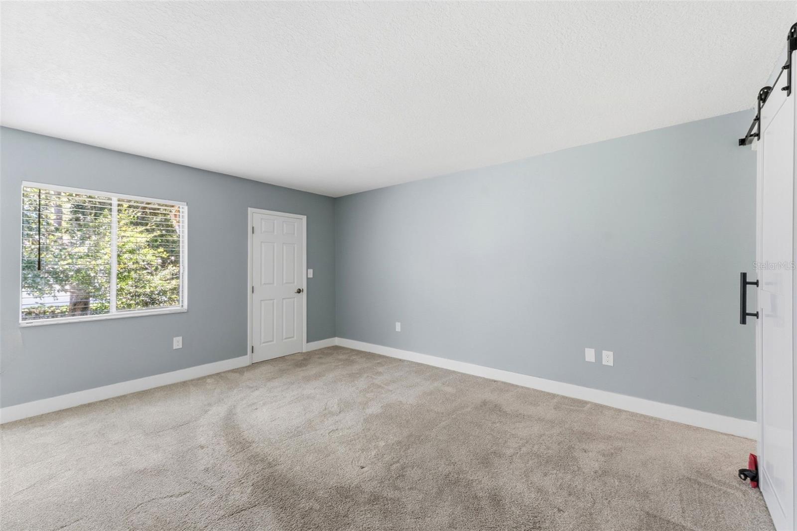 126 CYPRESS CT #26 — photo 8