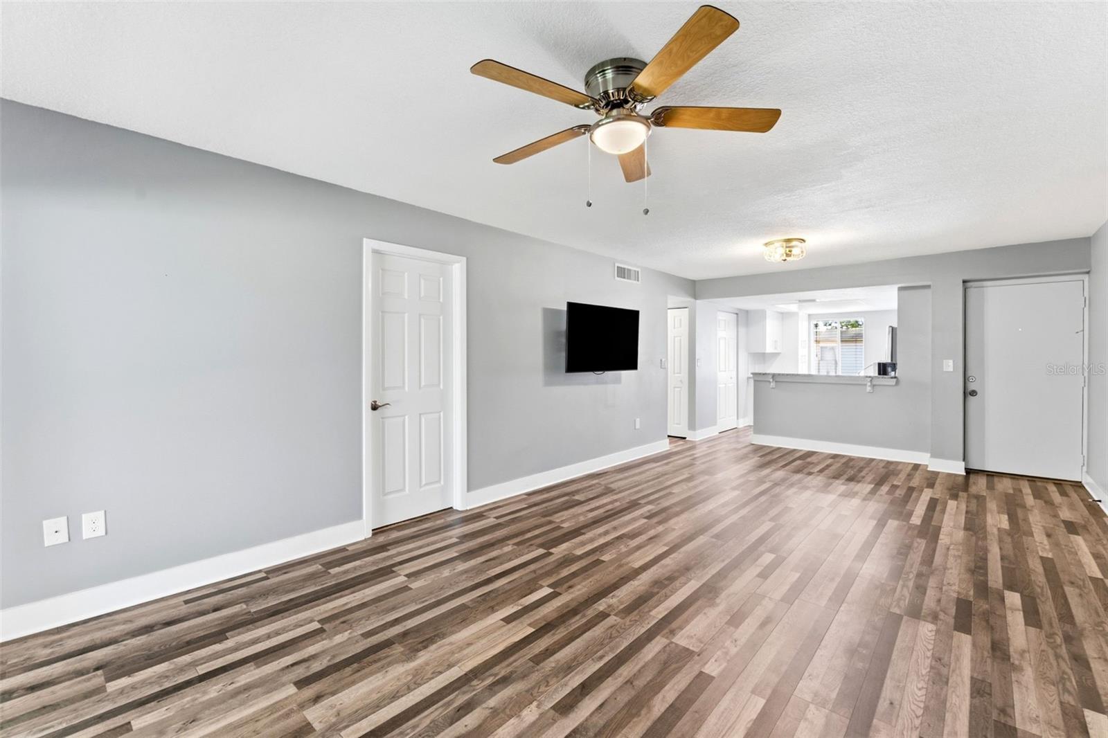 126 CYPRESS CT #26 — photo 7