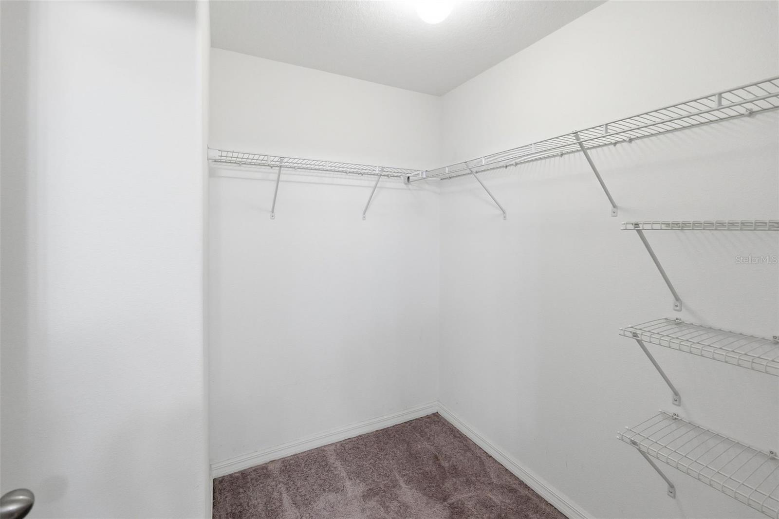 10407 LAKE MONTAUK DR — photo 14