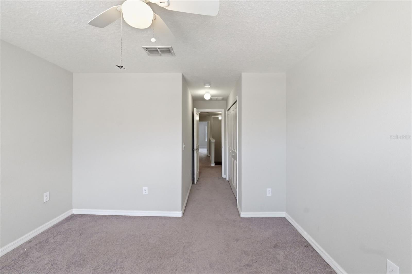 10407 LAKE MONTAUK DR — photo 11