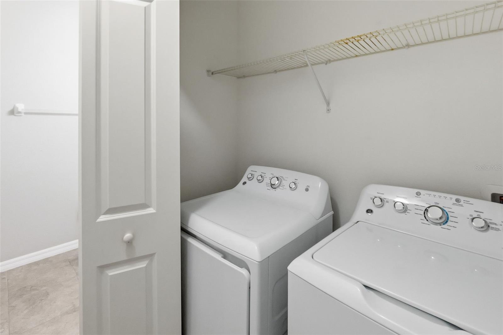 10407 LAKE MONTAUK DR — photo 20