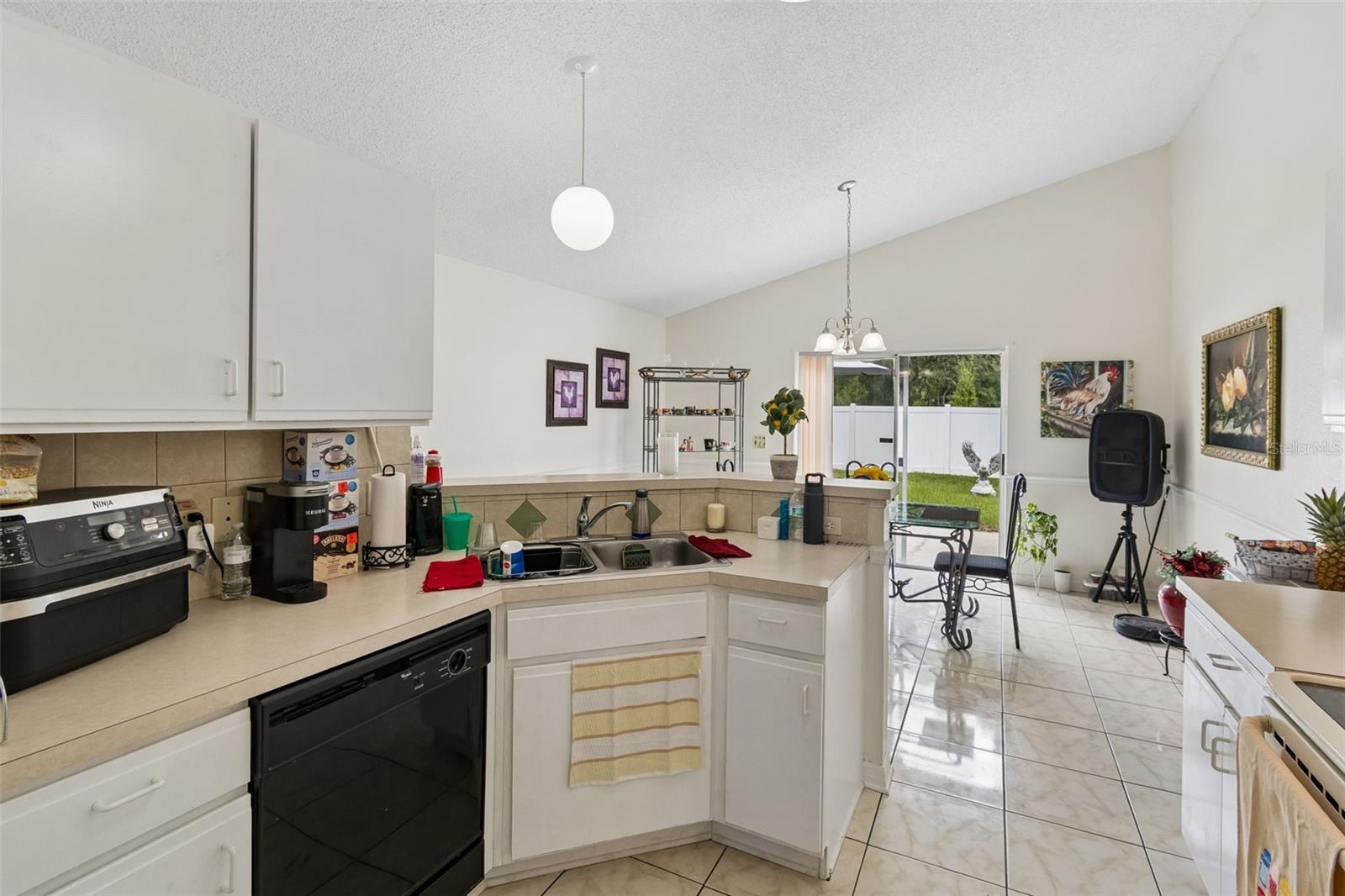 5936 LAKE FRONT DR — photo 14