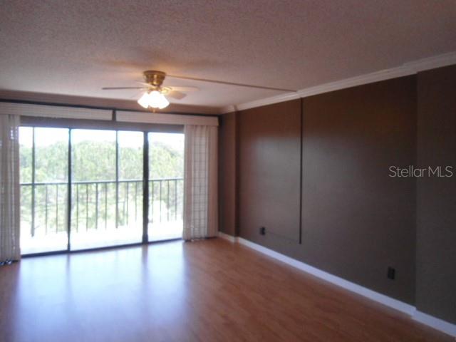 2700 COVE CAY DR #5D — photo 5