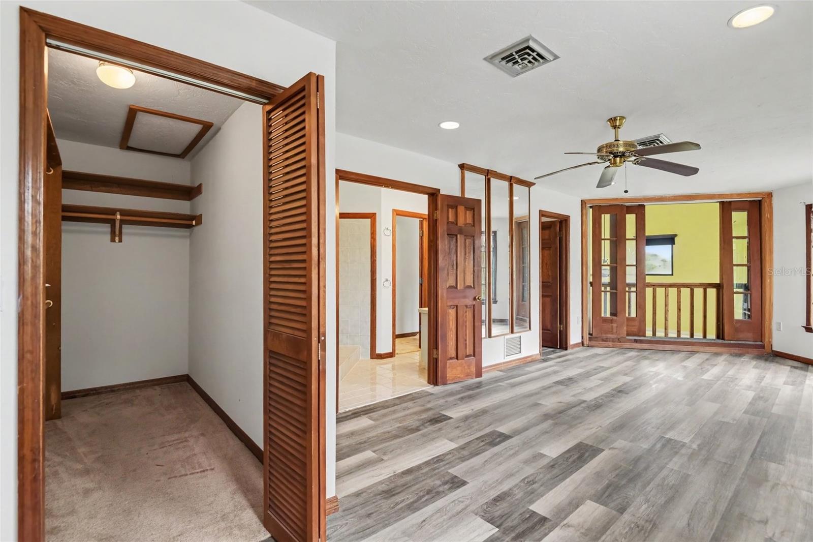 888 HARMONY LN — photo 9