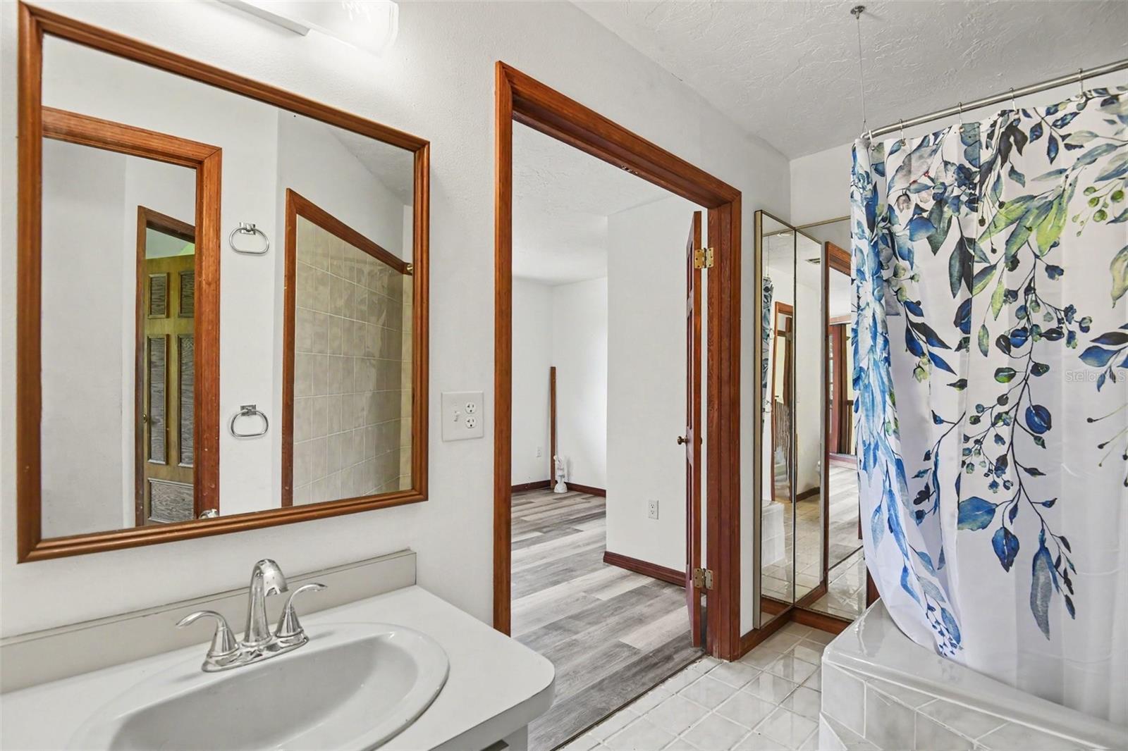 888 HARMONY LN — photo 11