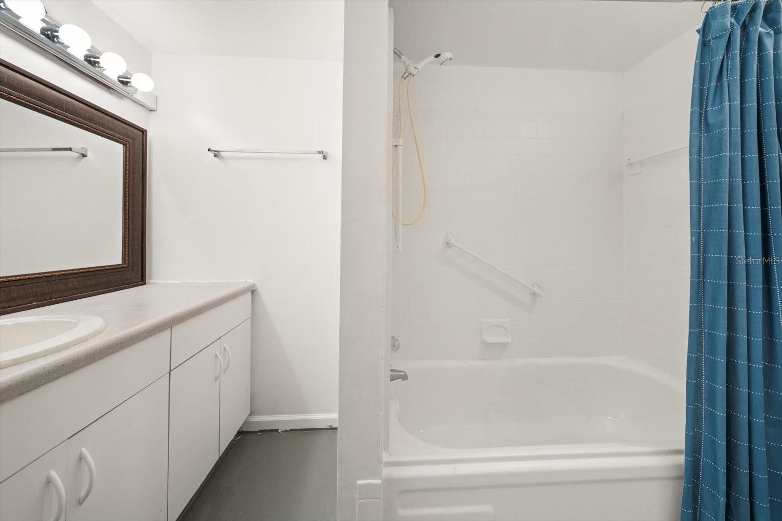 10033 64TH AVE N #19 — photo 17