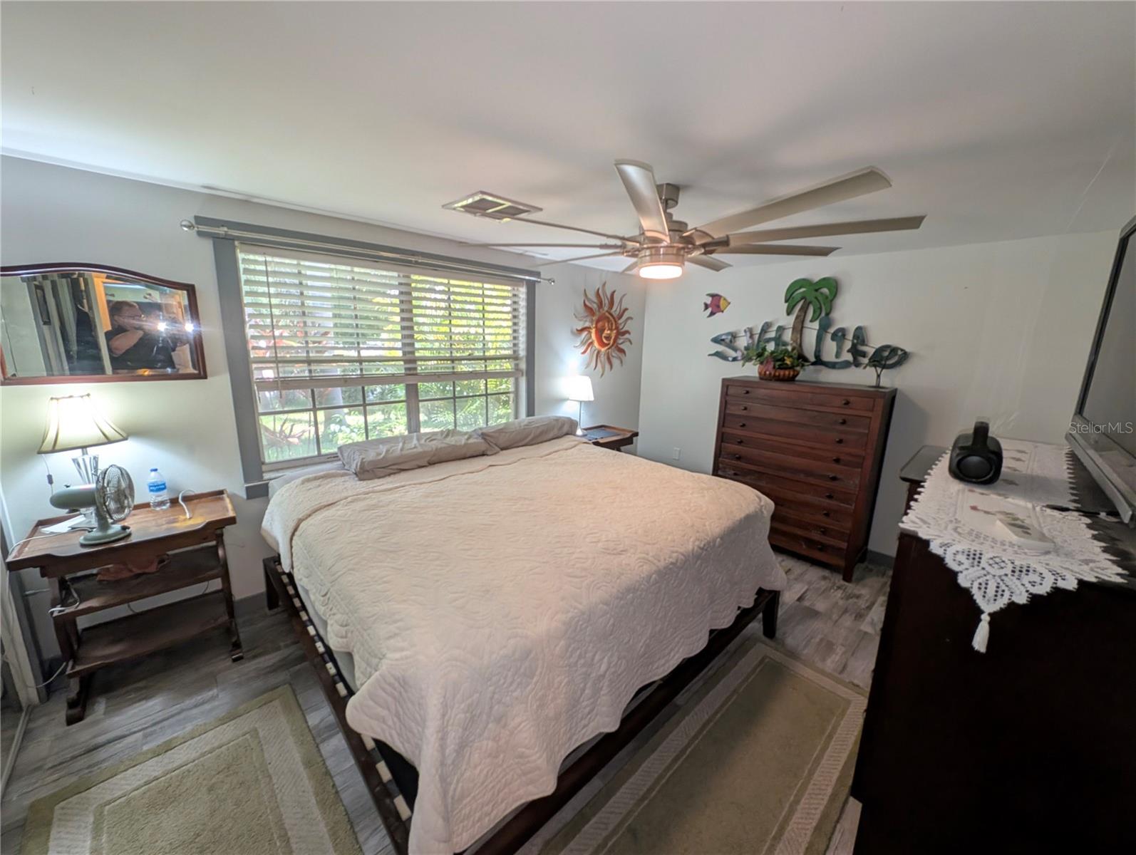 3849 EDGEMONT DR — photo 25