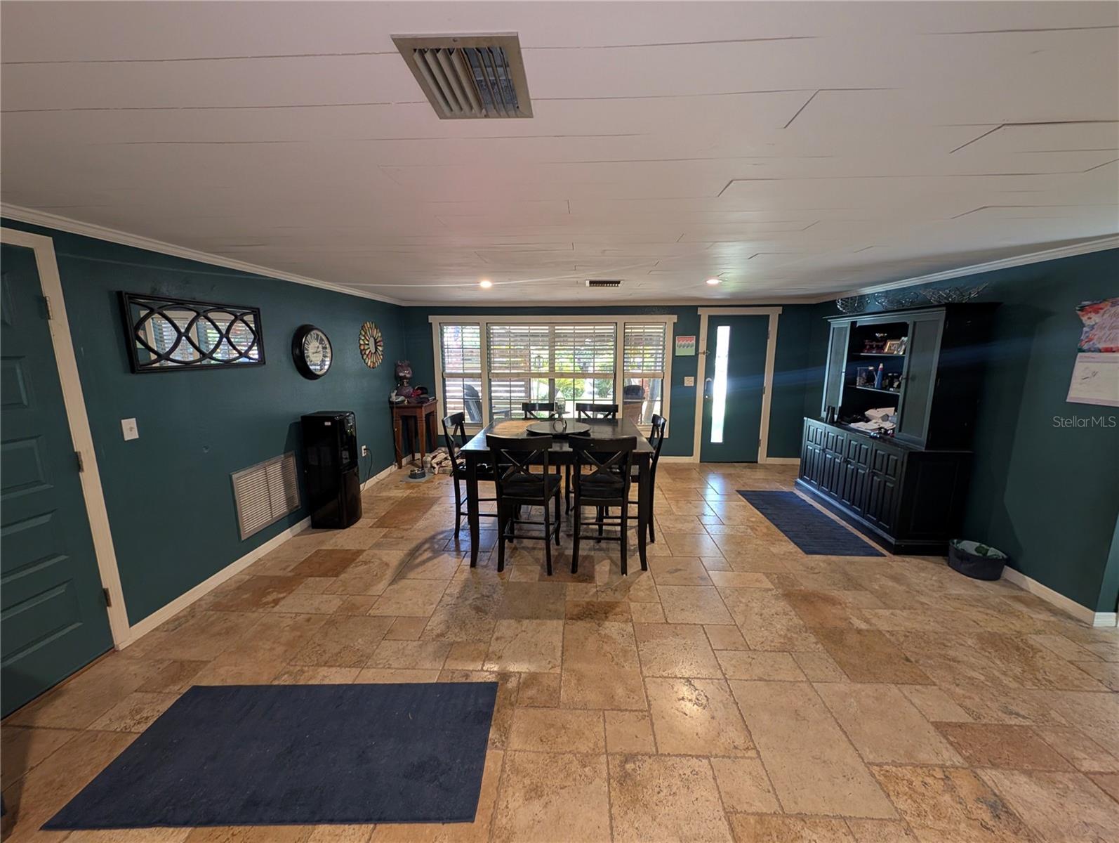 3849 EDGEMONT DR — photo 18