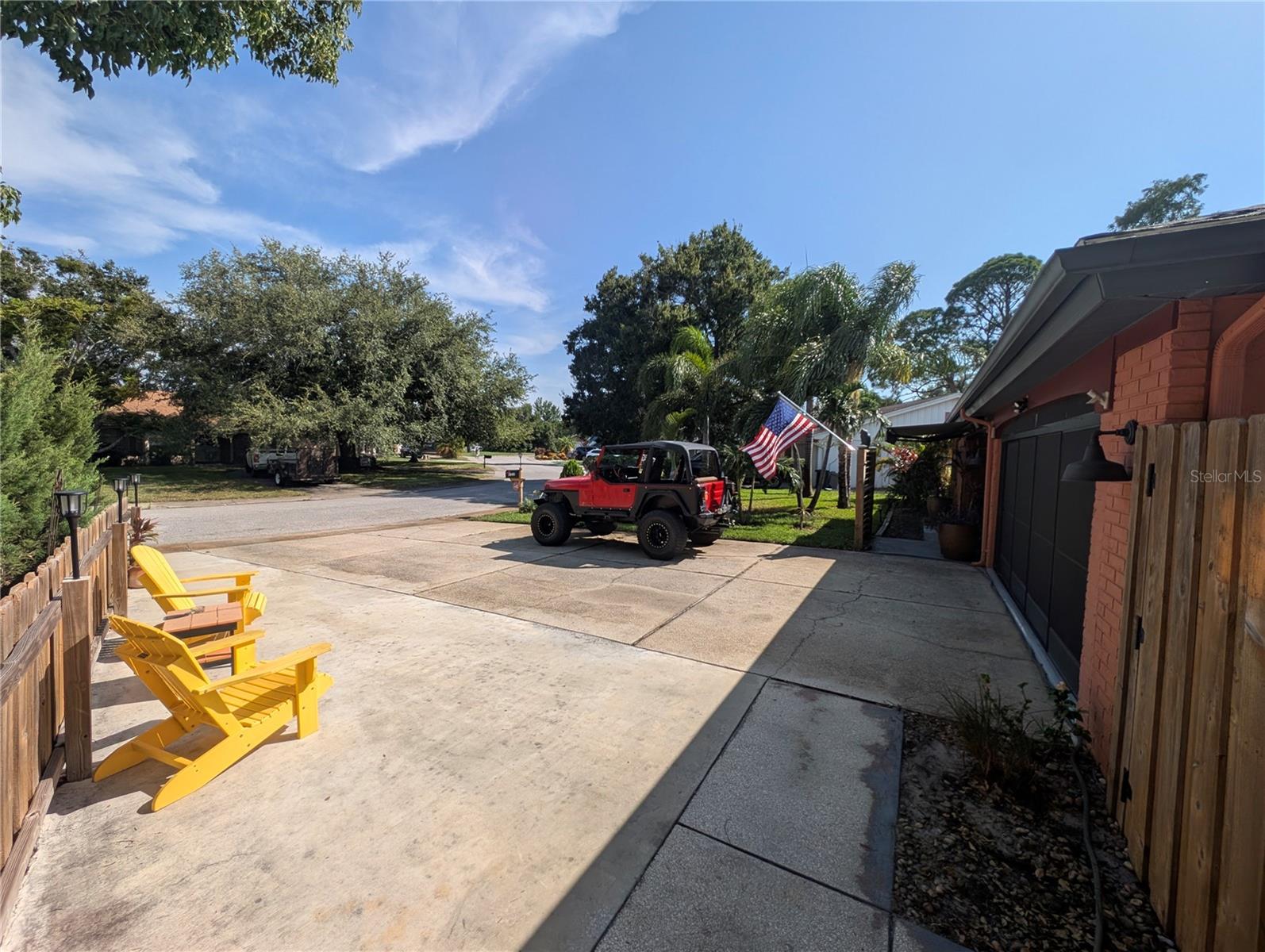 3849 EDGEMONT DR — photo 14