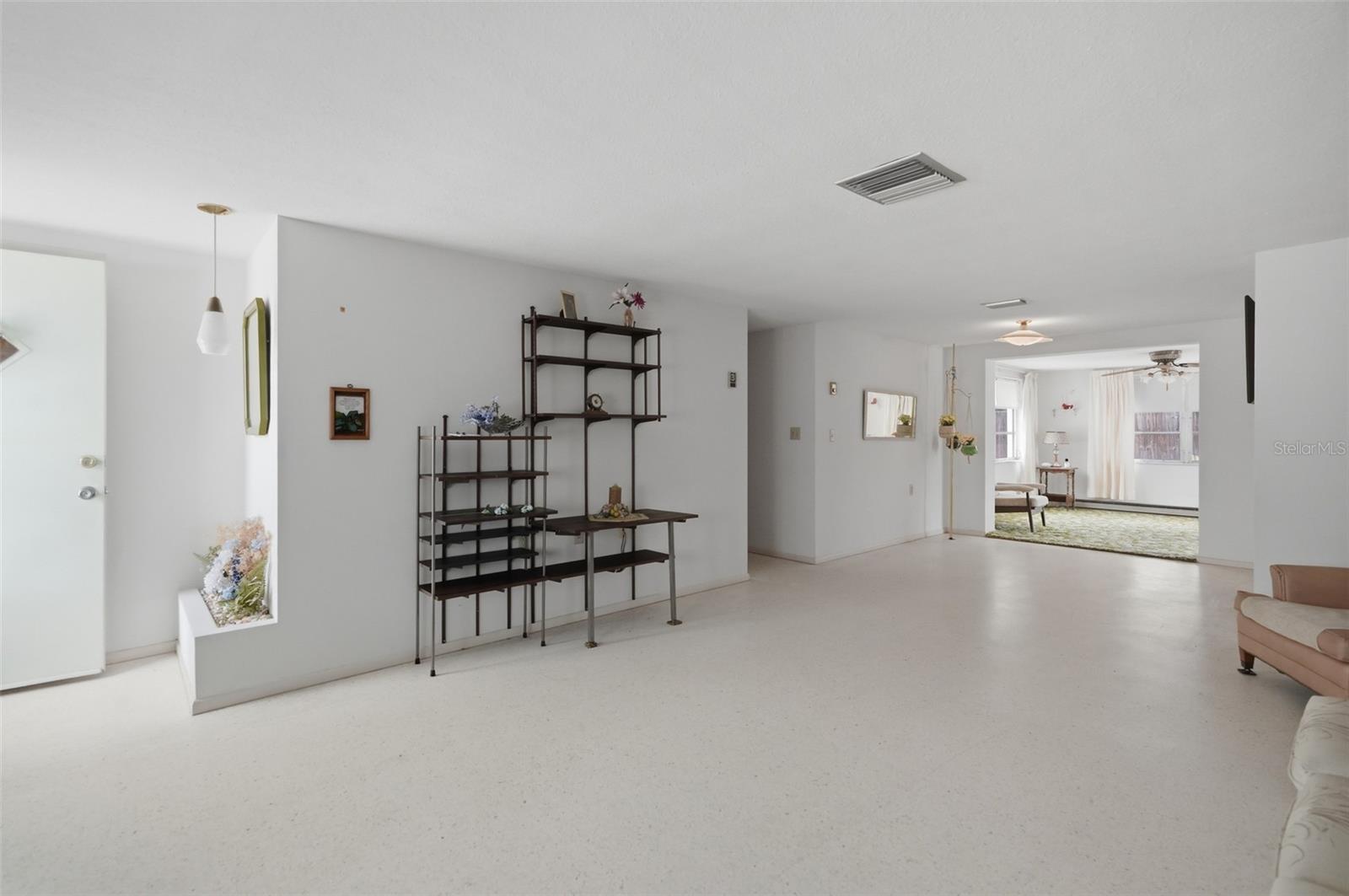1207 LODESTAR DR — photo 10