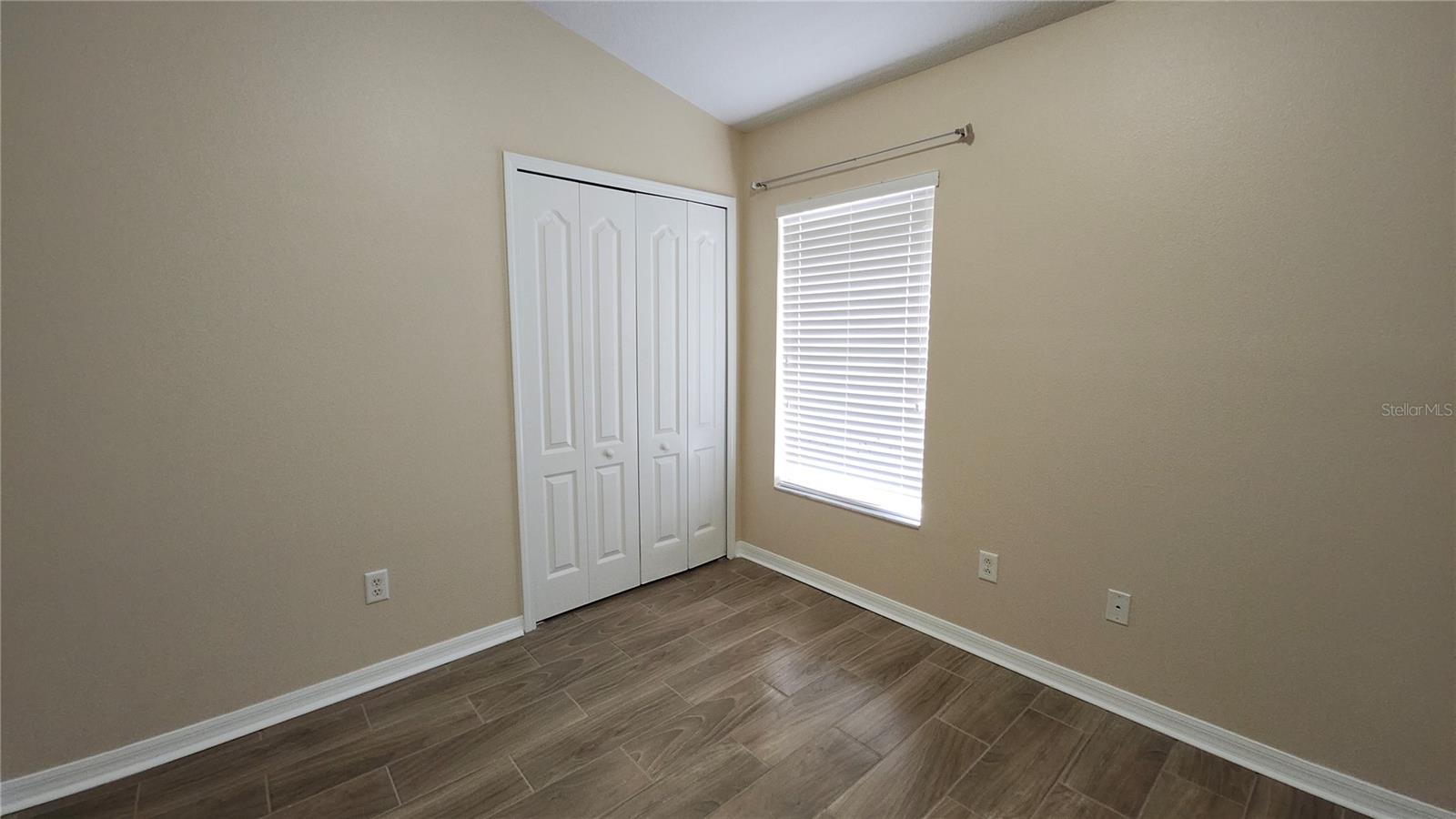 7955 CARRIAGE POINTE DR — photo 8