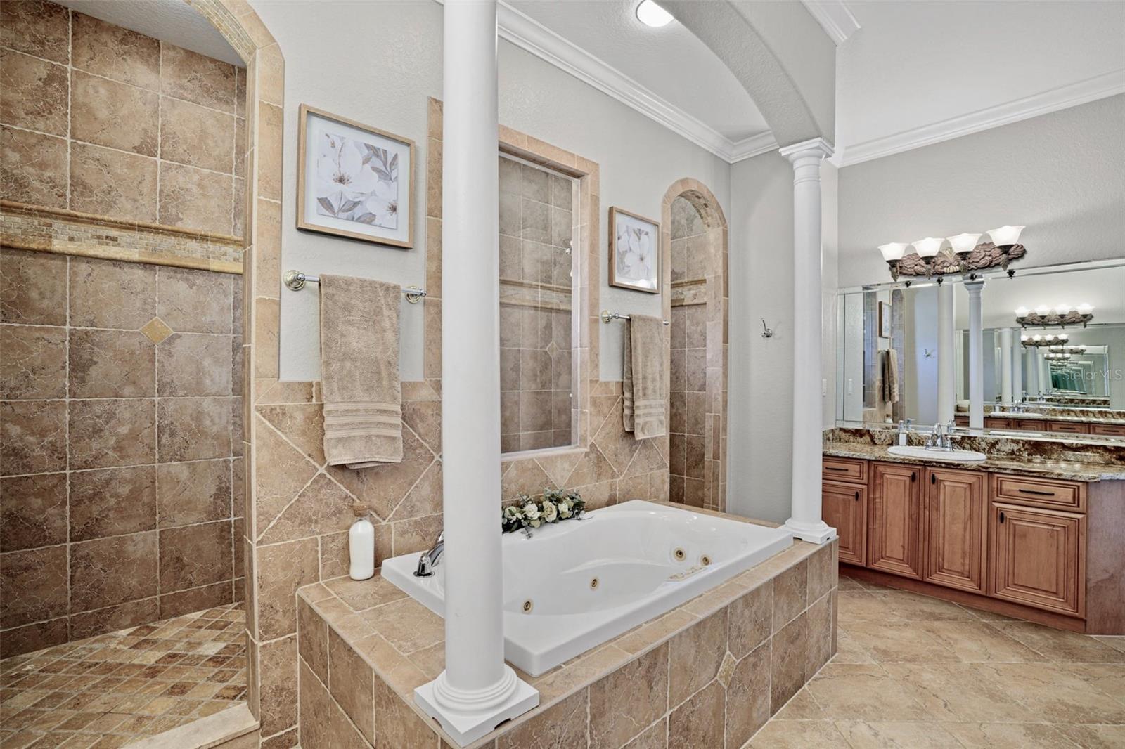 11518 HAMMOCK OAKS CT — photo 31