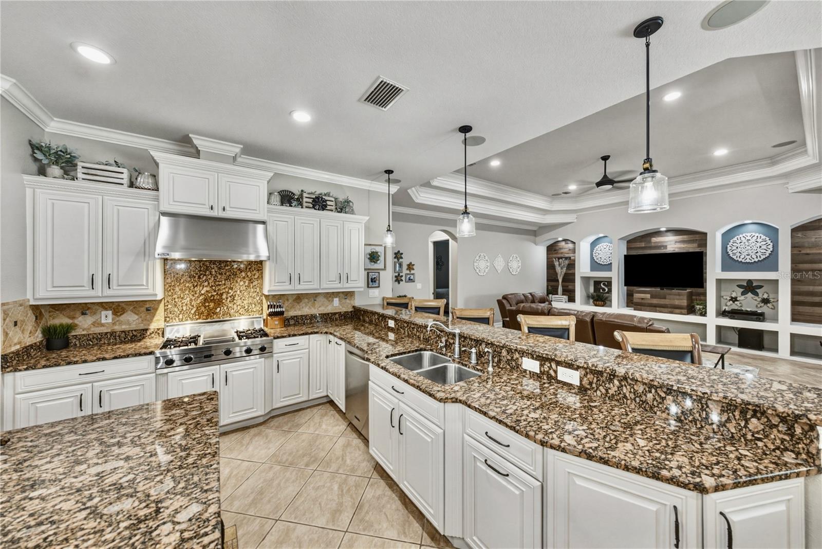 11518 HAMMOCK OAKS CT — photo 16