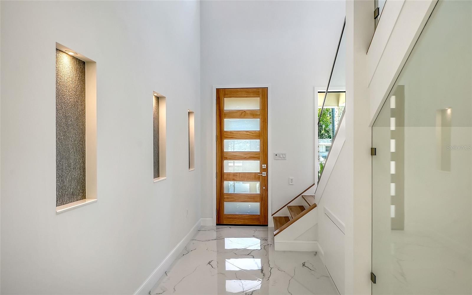 2483 BAY ST — photo 5