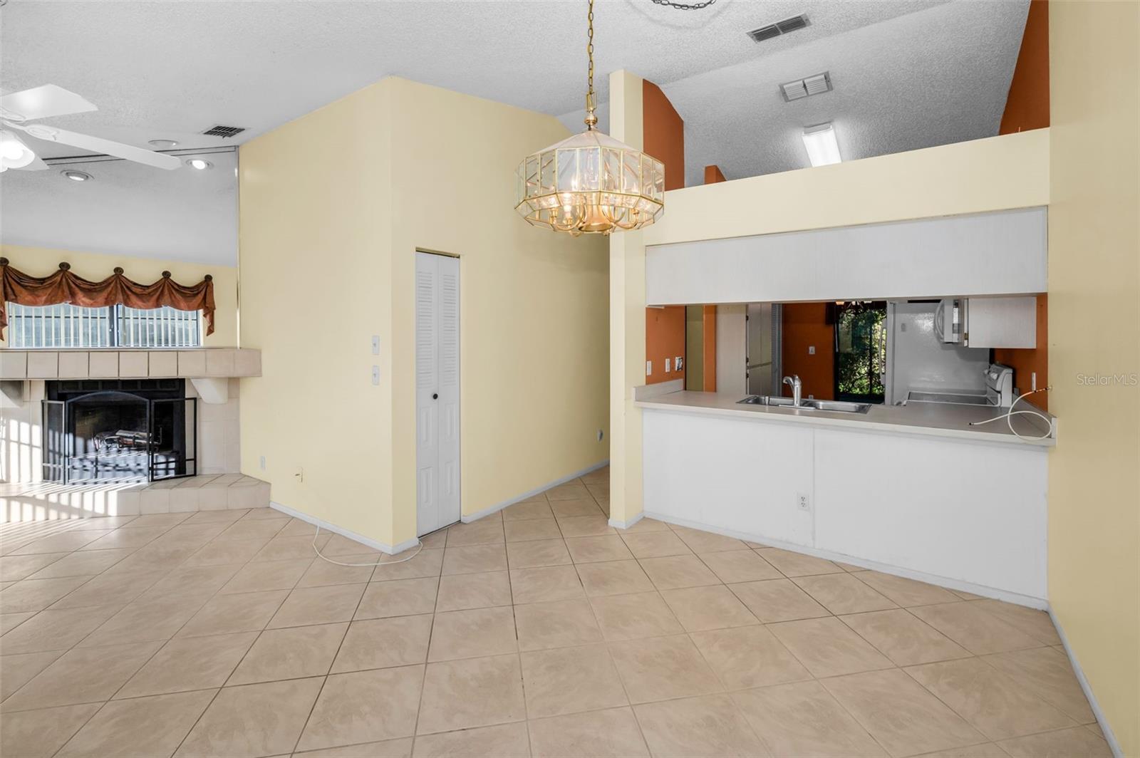 3500 MAGNOLIA RIDGE CIR #405 — photo 9