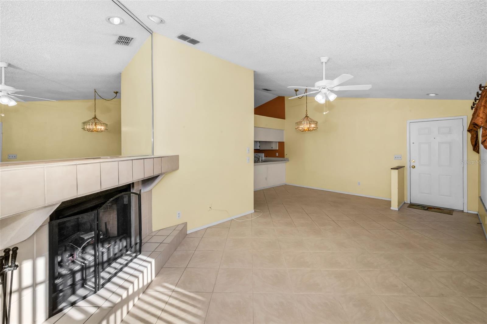 3500 MAGNOLIA RIDGE CIR #405 — photo 6