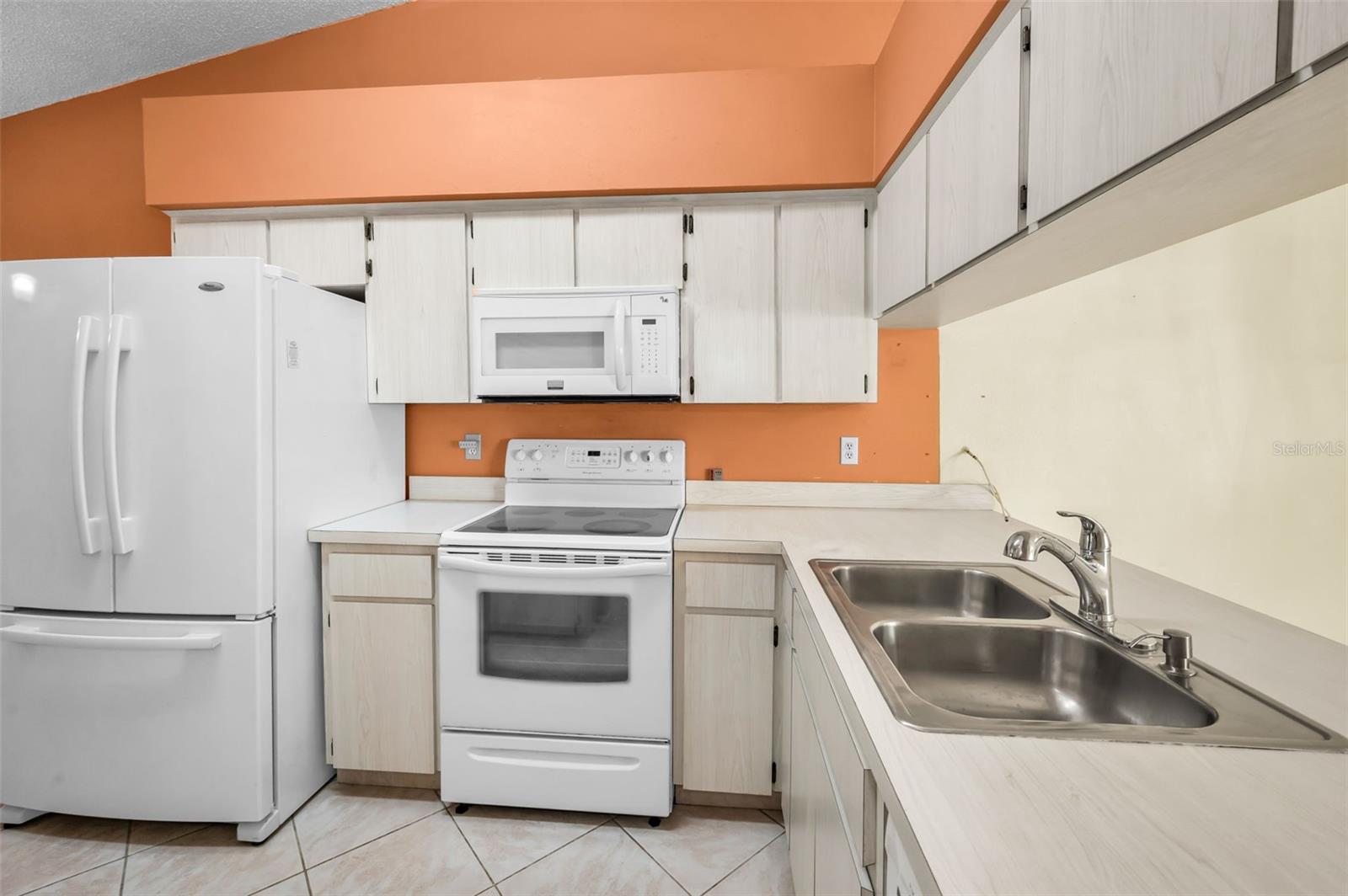 3500 MAGNOLIA RIDGE CIR #405 — photo 13