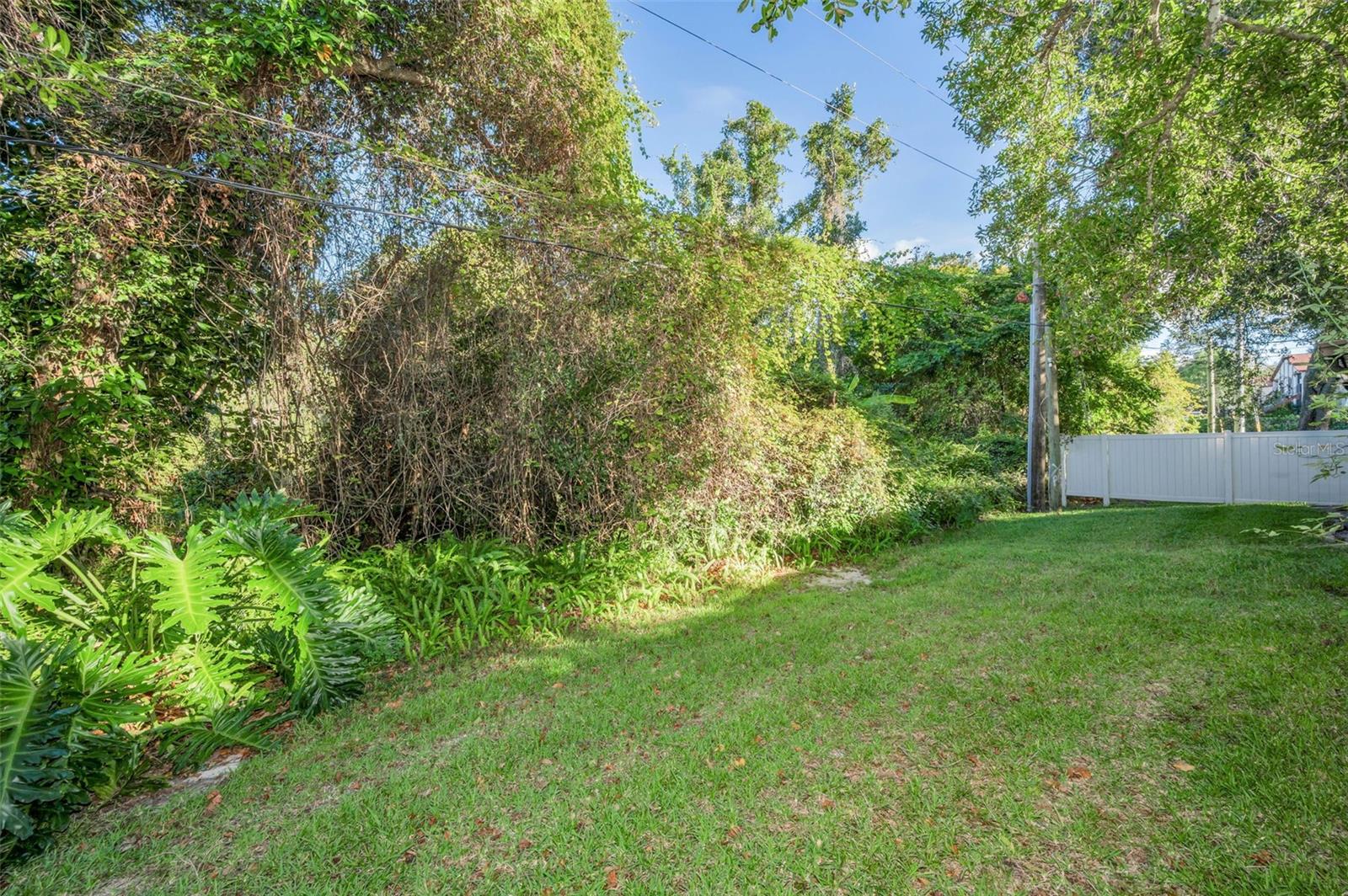 3500 MAGNOLIA RIDGE CIR #405 — photo 32