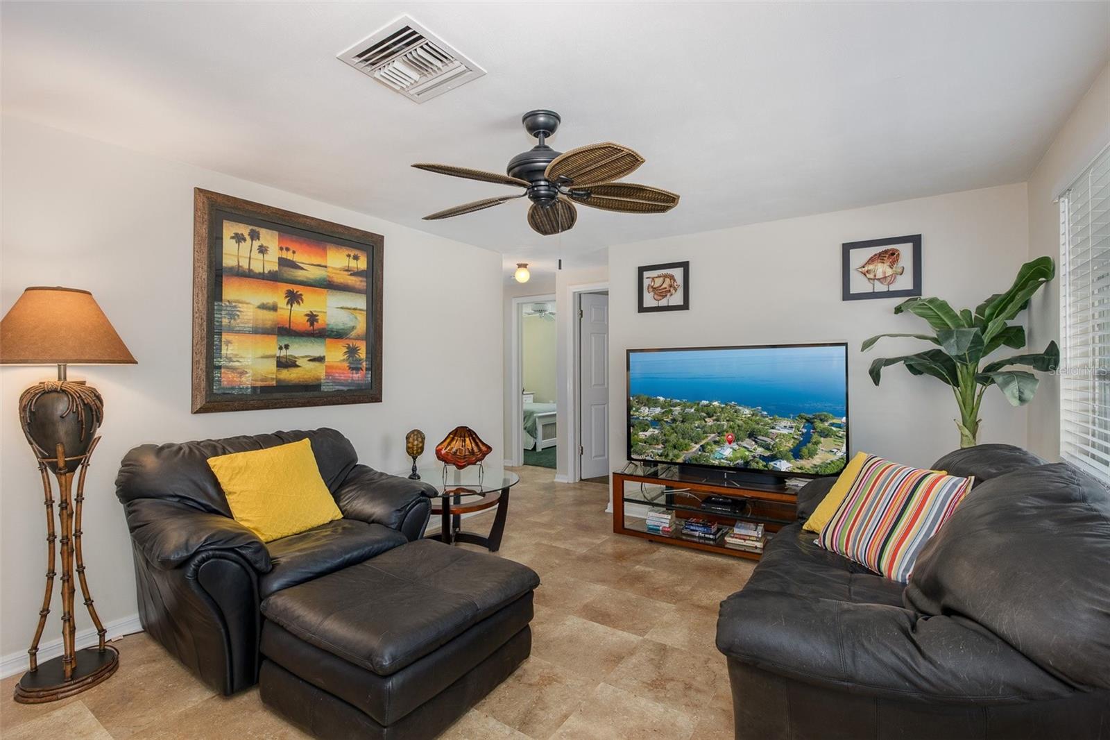 3318 PINEVIEW DR — photo 12