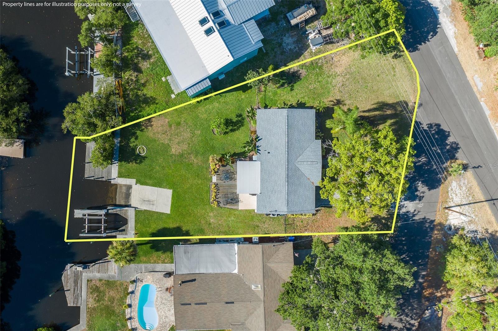 3318 PINEVIEW DR — photo 54