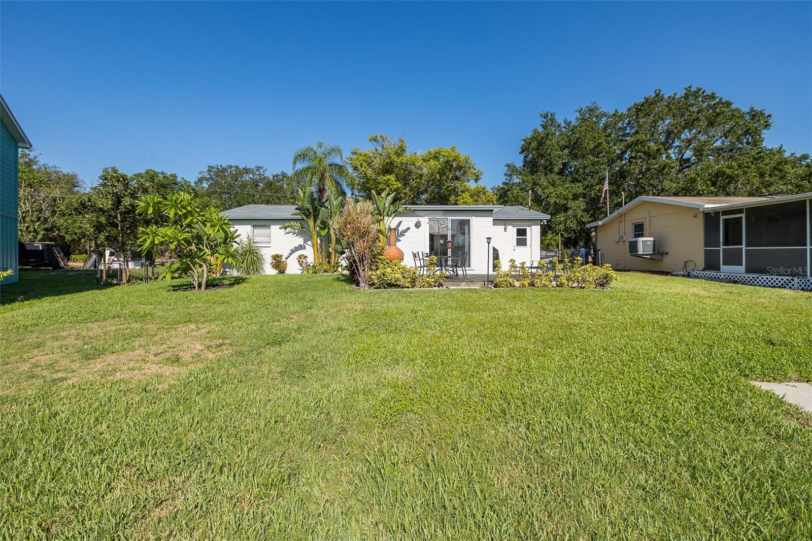 3318 PINEVIEW DR — photo 43