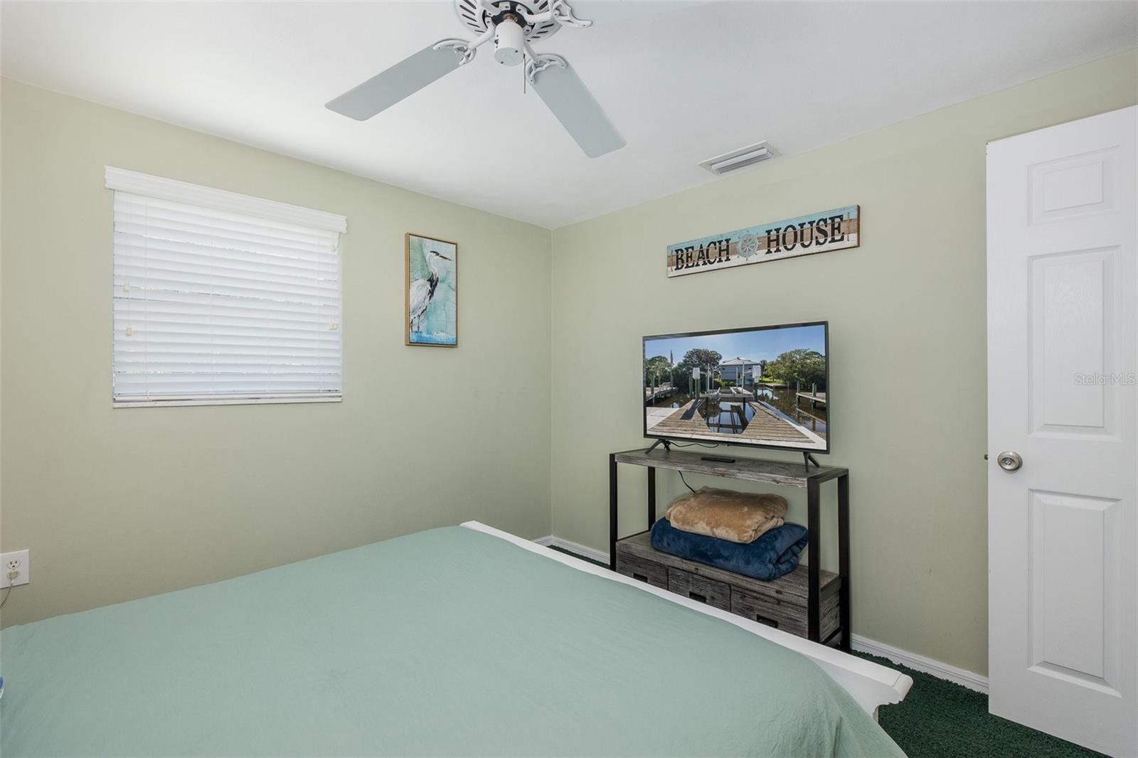 3318 PINEVIEW DR — photo 30