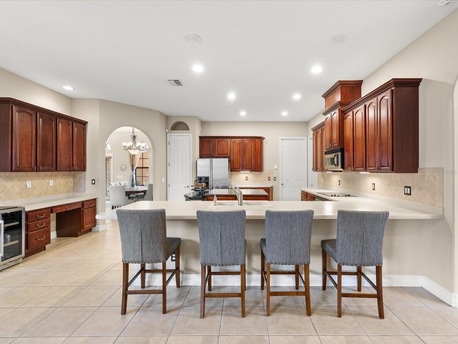 3708 MARBURY CT — photo 4