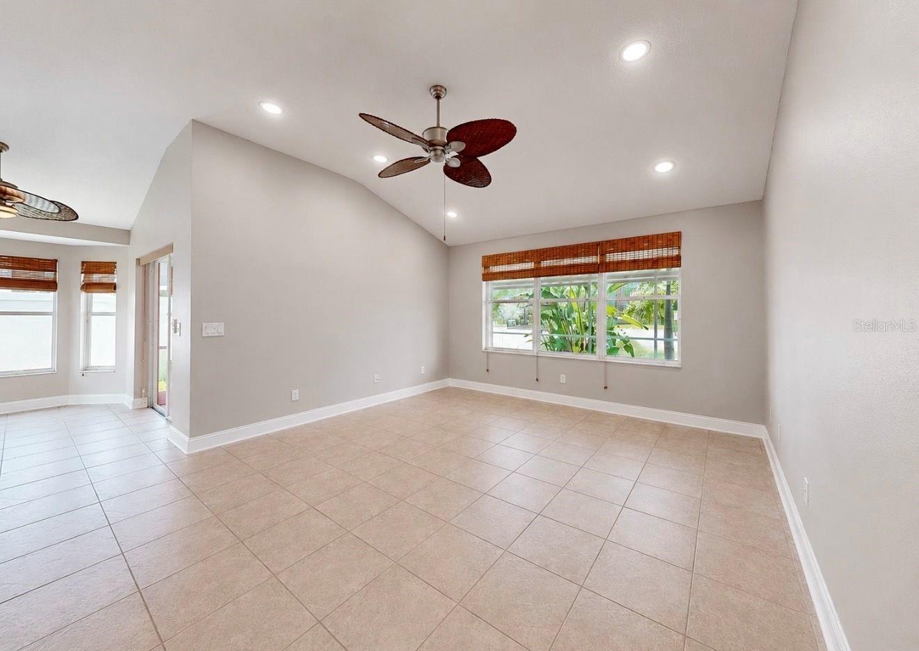 1836 RAVEN GLEN DR — photo 16