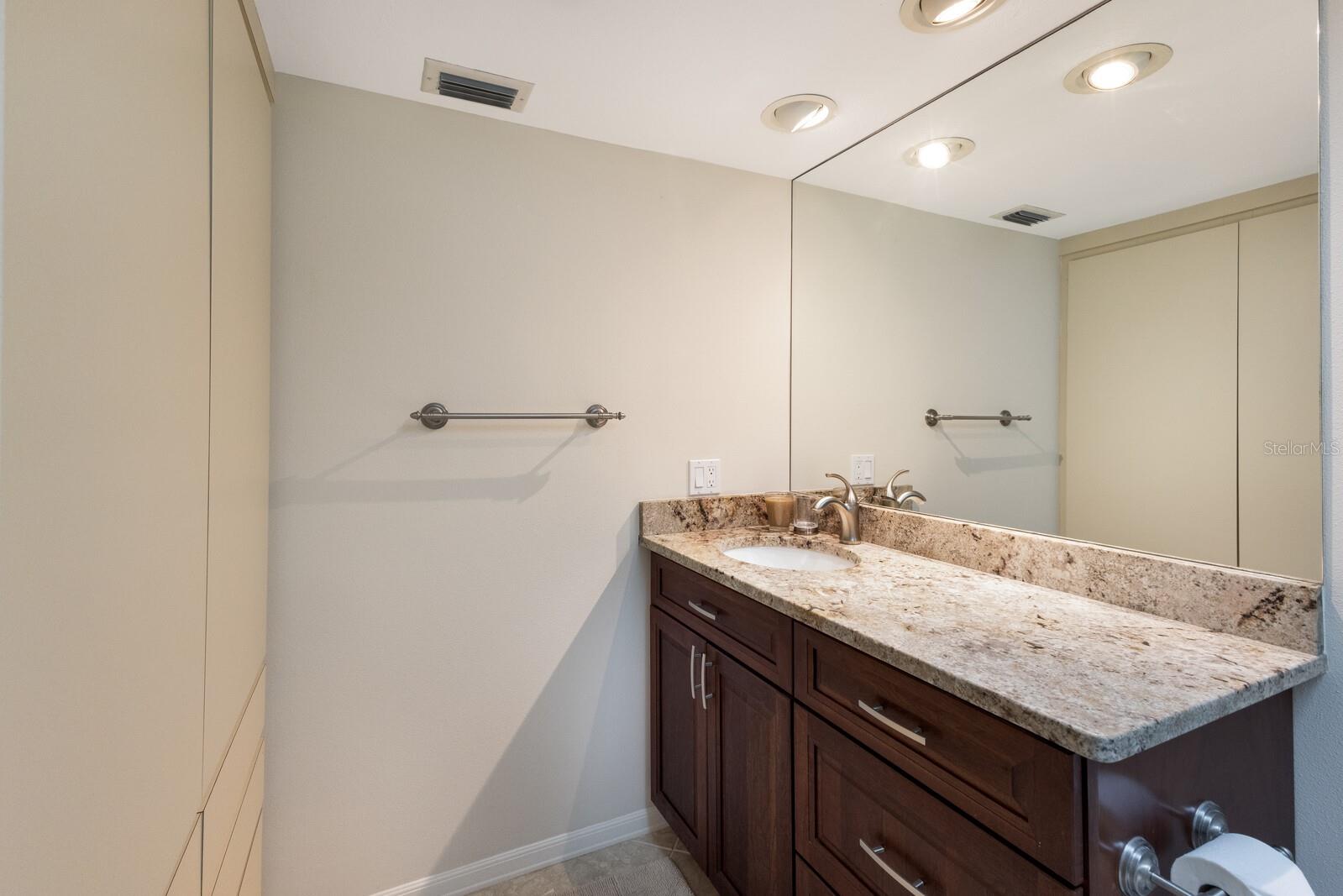 1479 LANDINGS CIR #41 — photo 38