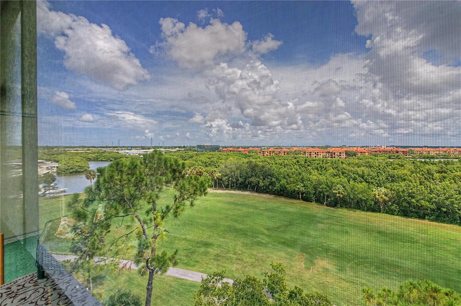 3300 COVE CAY DR #7D — photo 36