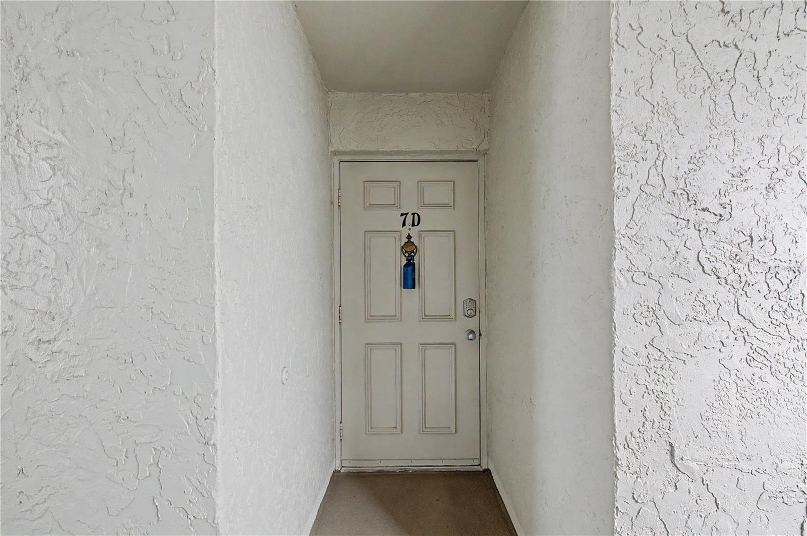 3300 COVE CAY DR #7D — photo 37