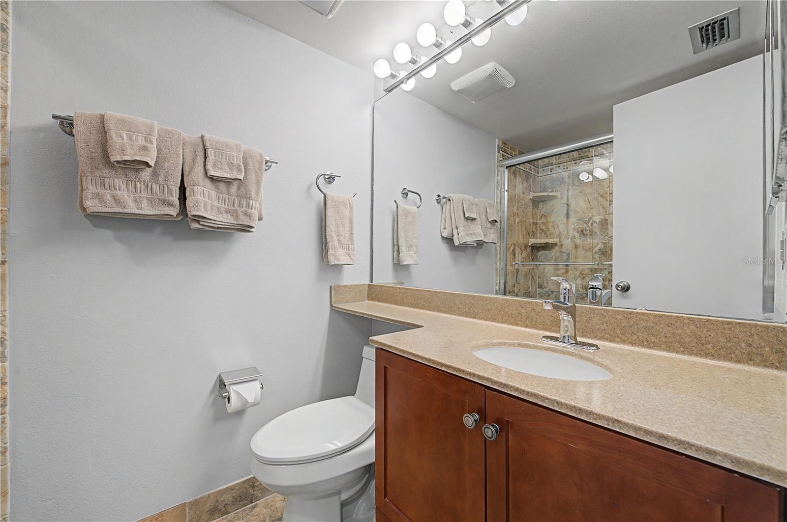 3300 COVE CAY DR #7D — photo 27