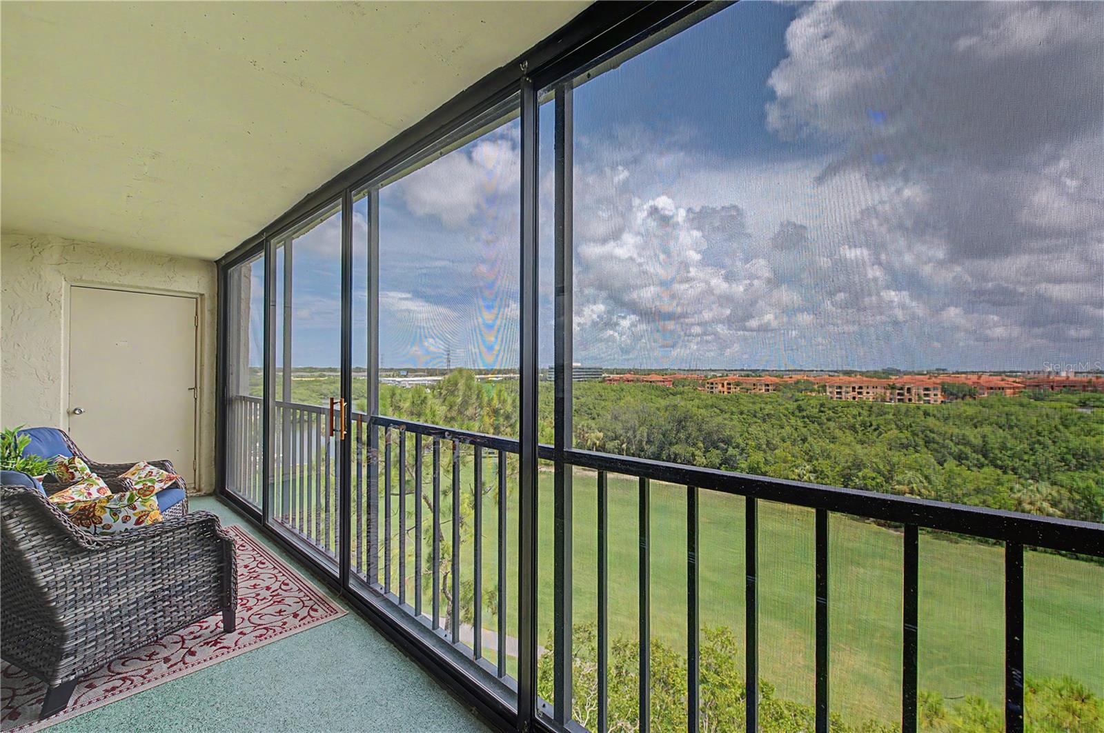 3300 COVE CAY DR #7D — photo 30
