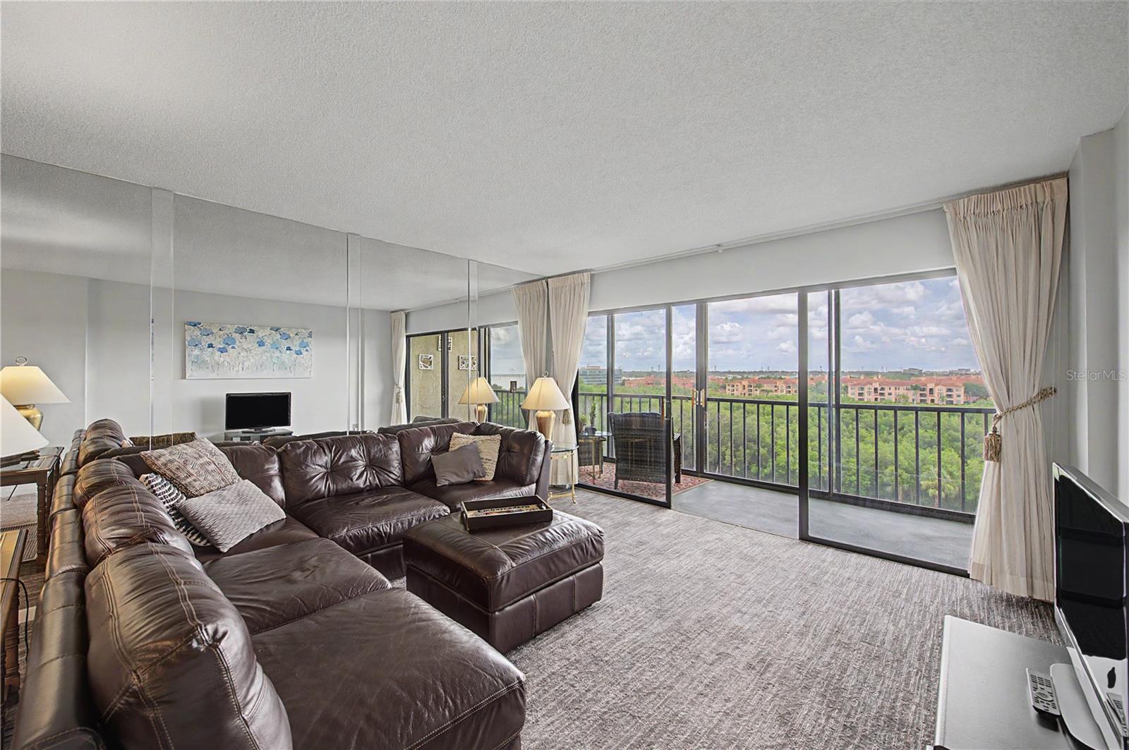 3300 COVE CAY DR #7D — photo 13