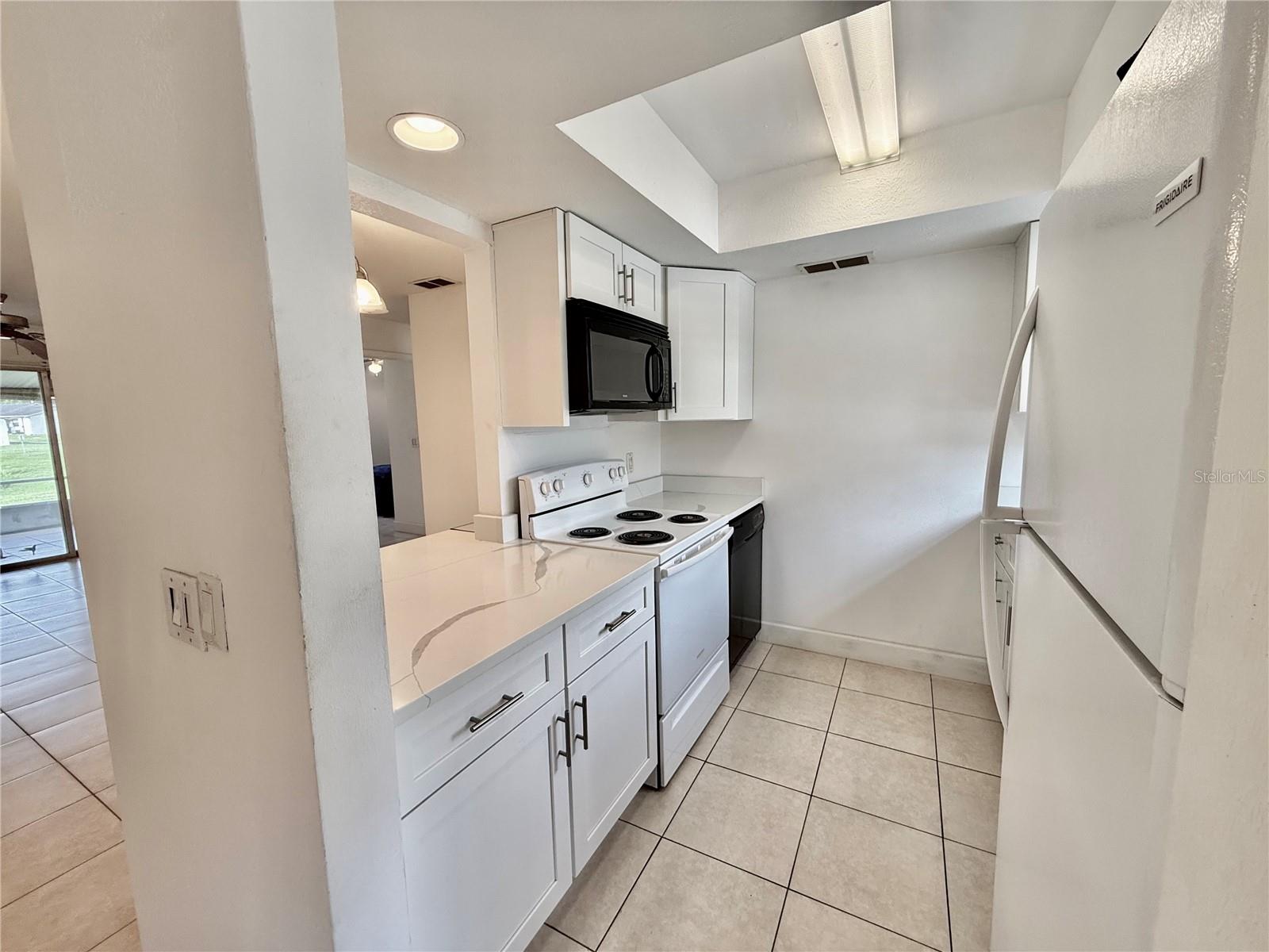 9605 EASTFIELD RD #9605 — photo 3