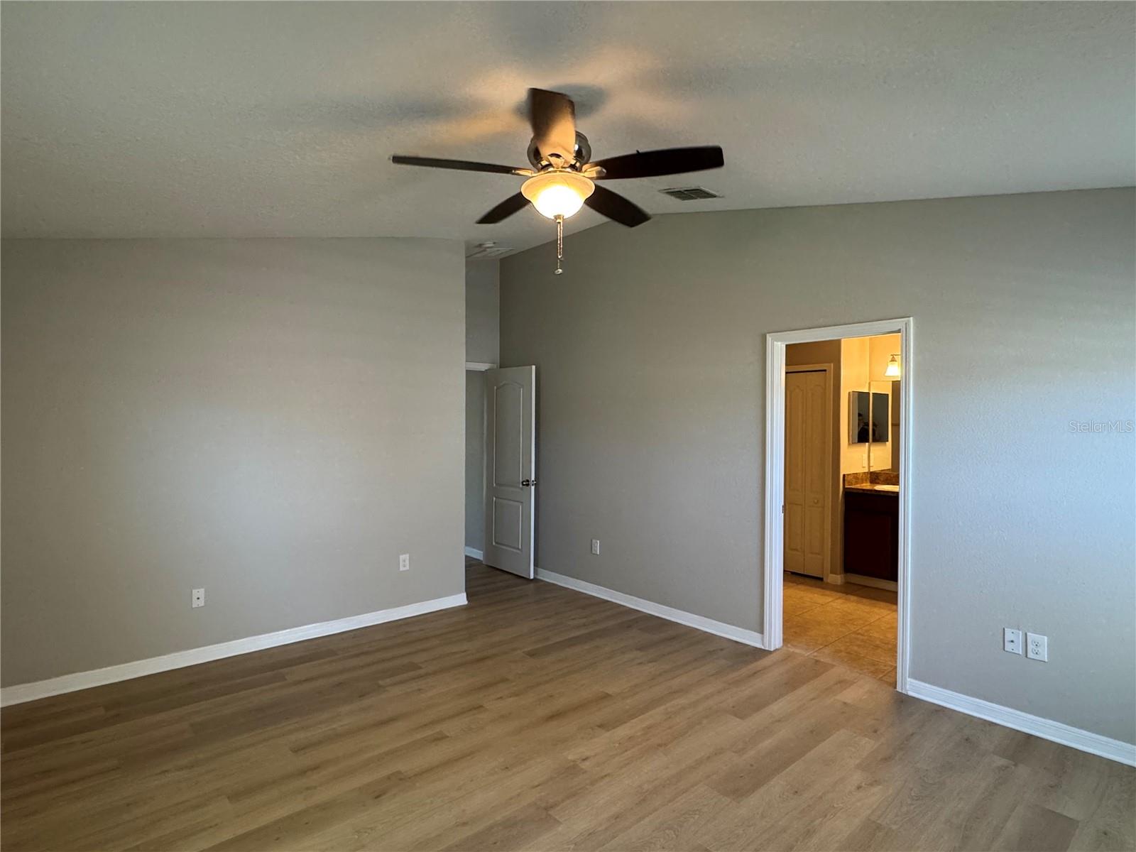 10405 SUMMER AZURE DR — photo 17