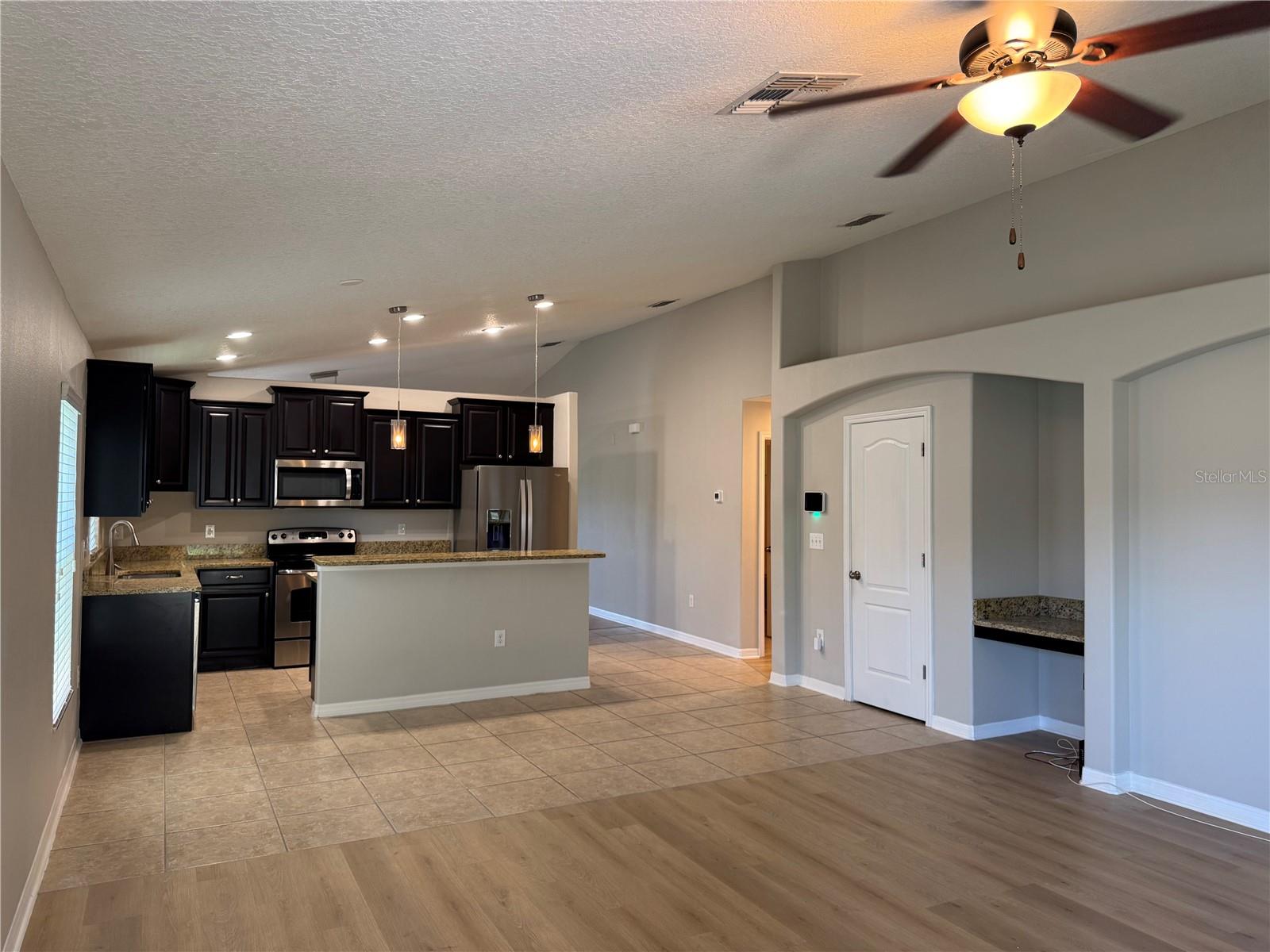 10405 SUMMER AZURE DR — photo 11