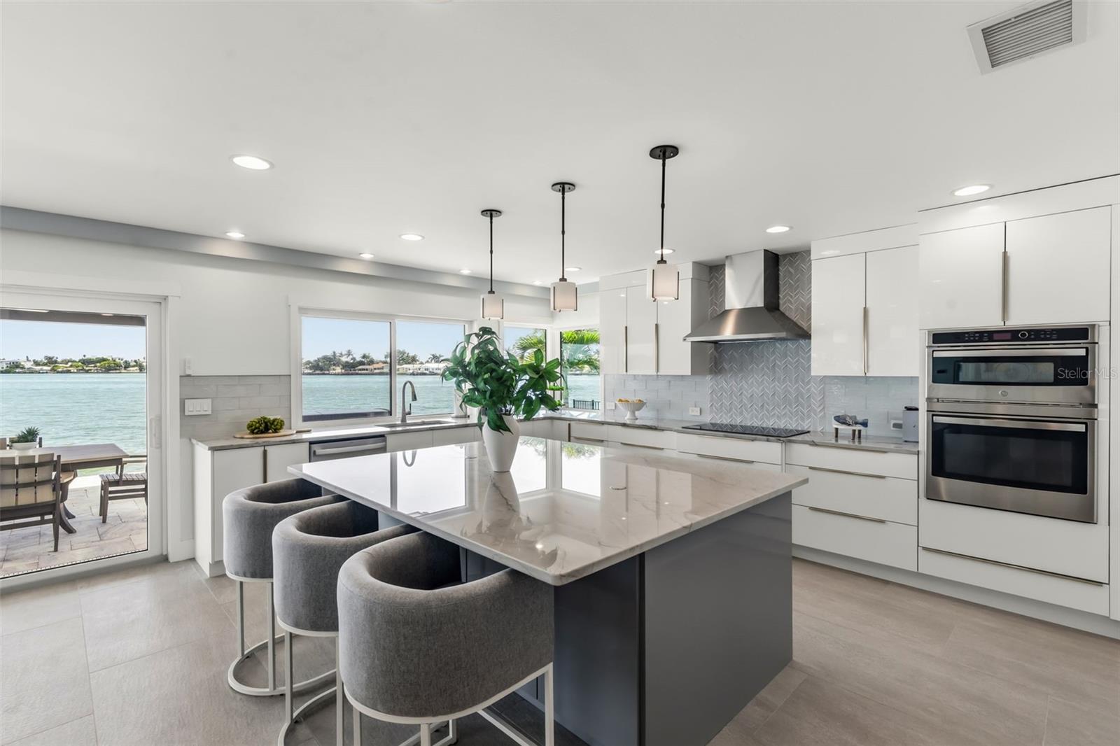 4598 CLEARWATER HARBOR DR S — photo 15