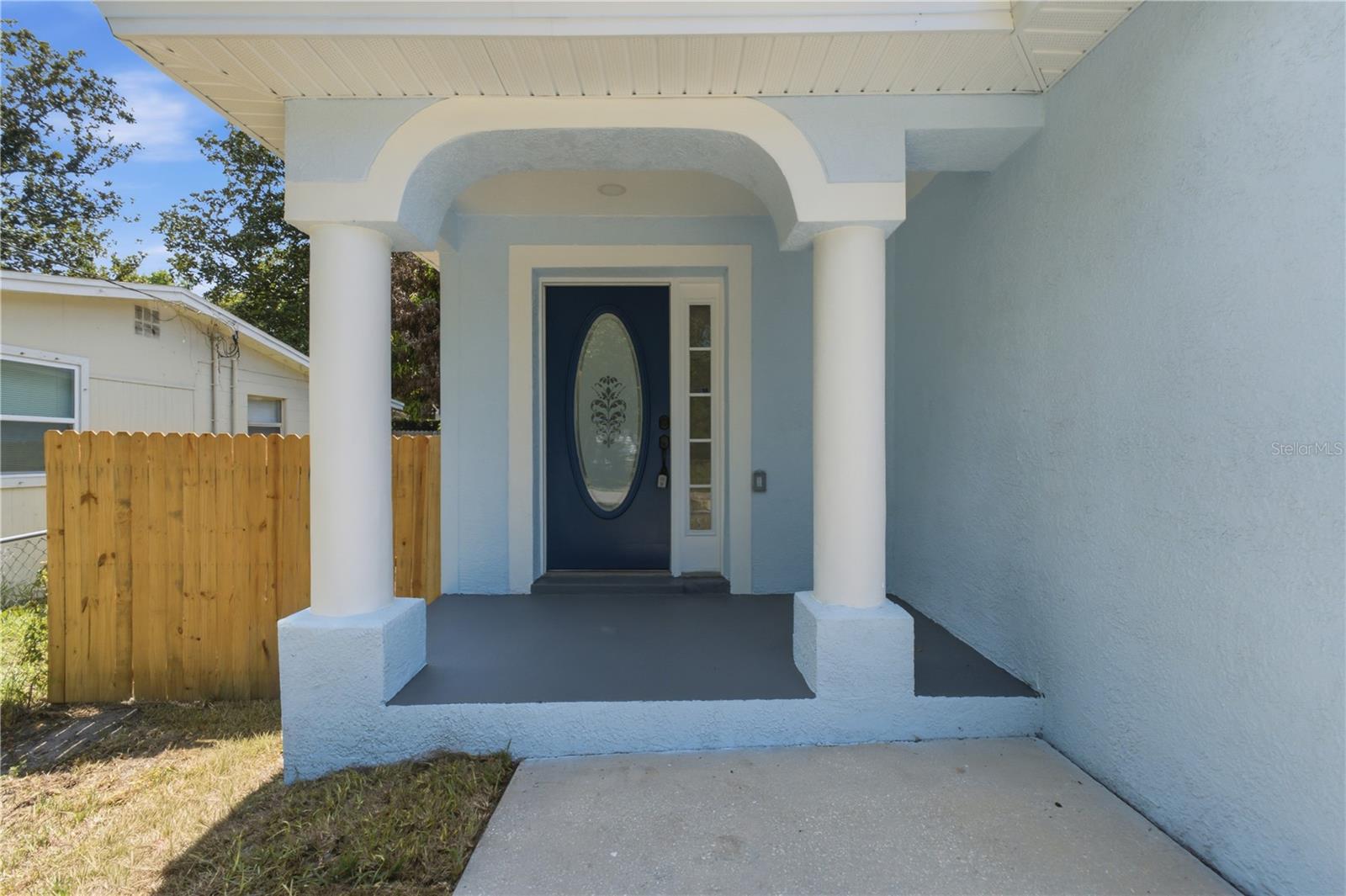 6812 LYMAN AVE — photo 3