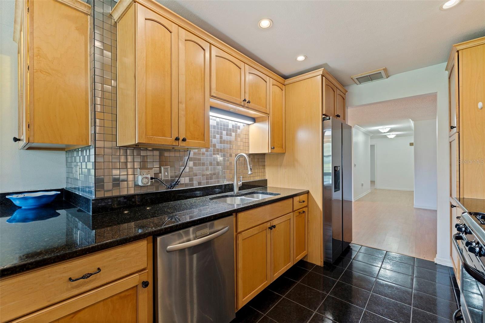 8140 TERRACE GARDEN DR #103 — photo 22
