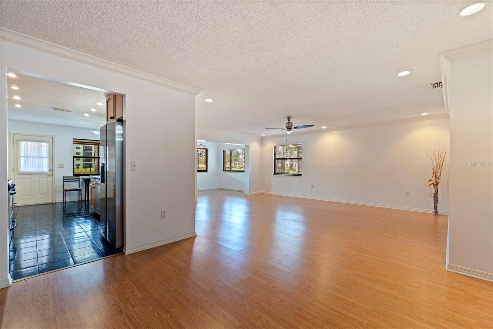 8140 TERRACE GARDEN DR #103 — photo 9