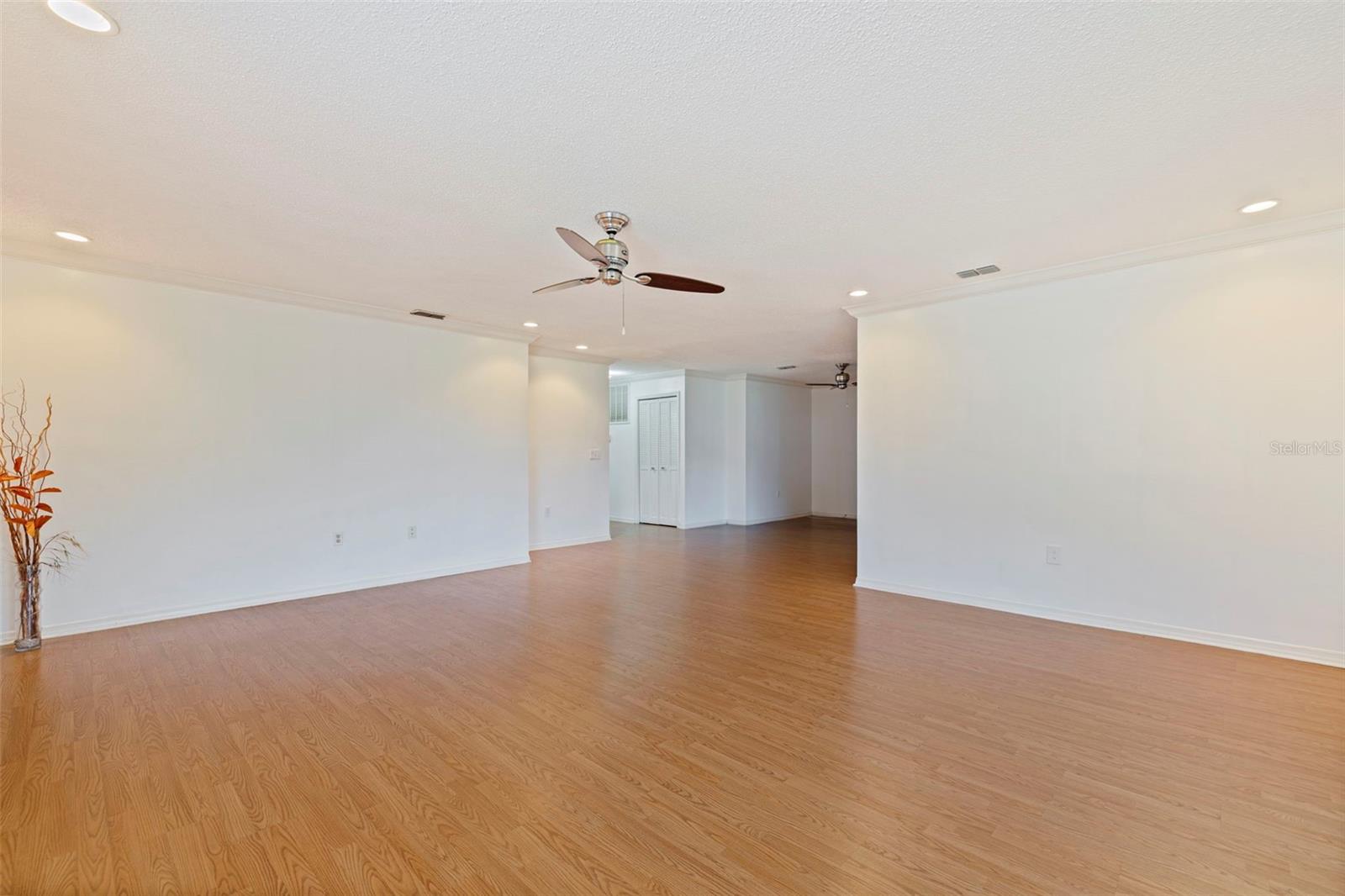 8140 TERRACE GARDEN DR #103 — photo 14