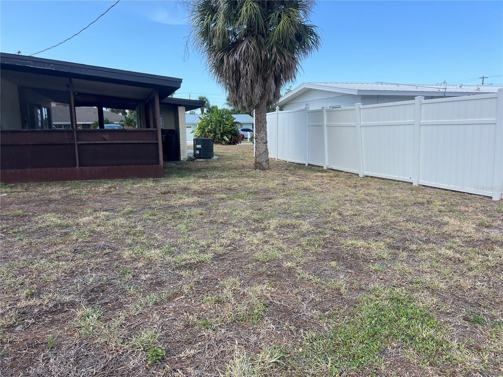 321 ALBA ST E — photo 35