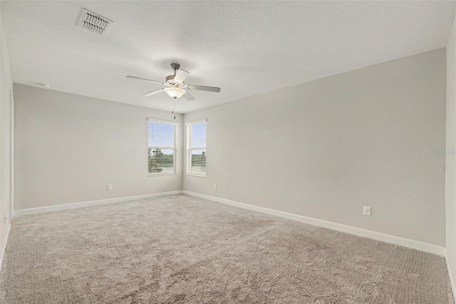9173 SHADYSIDE LN — photo 17
