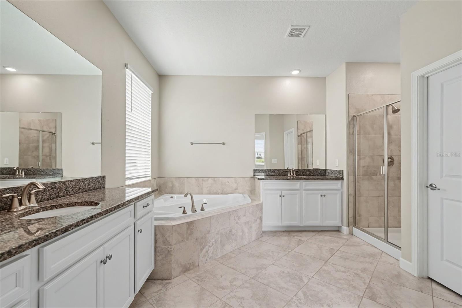 9173 SHADYSIDE LN — photo 14