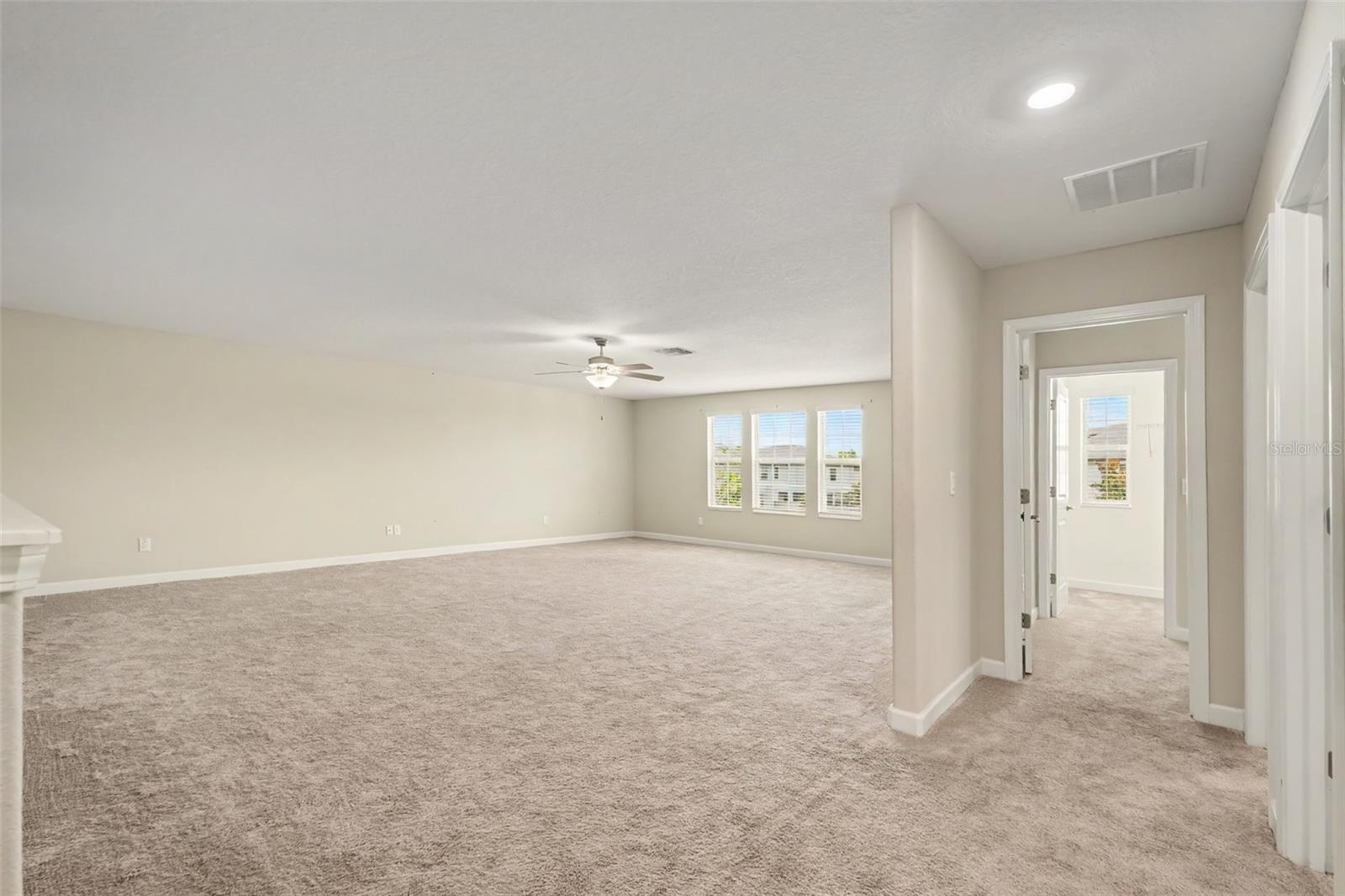 9173 SHADYSIDE LN — photo 16