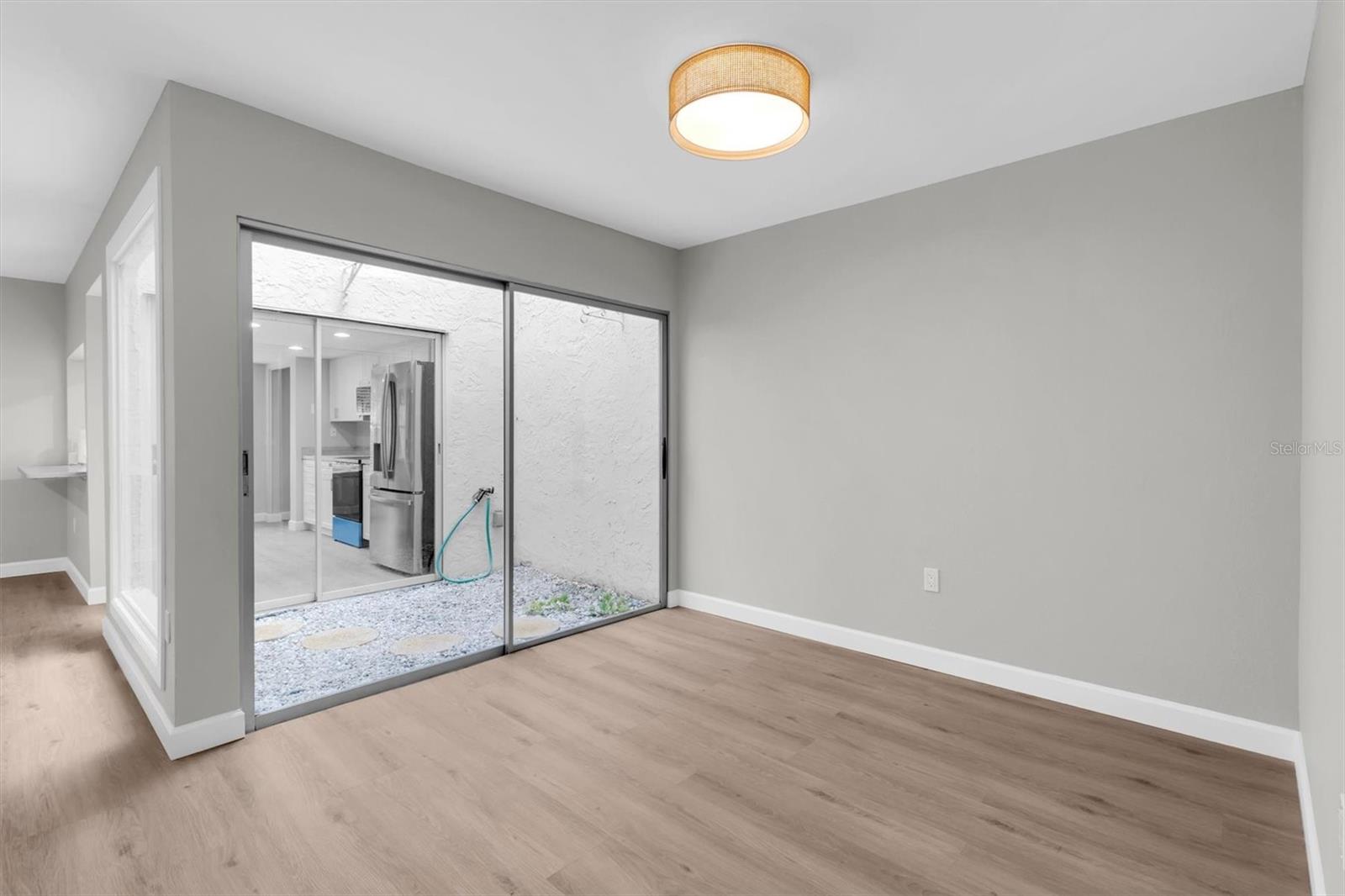 11337 VERSAILLES LN — photo 13