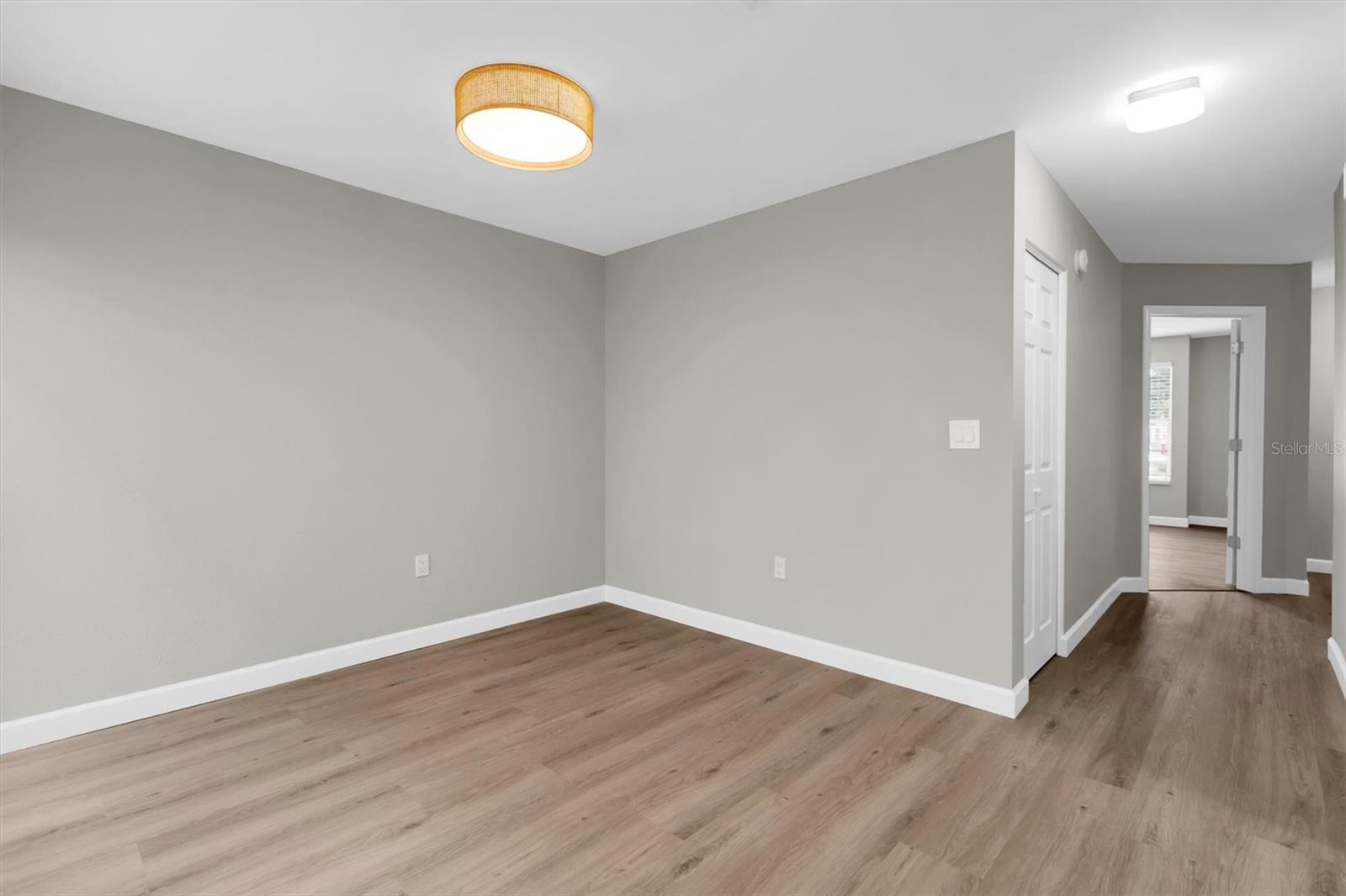 11337 VERSAILLES LN — photo 16
