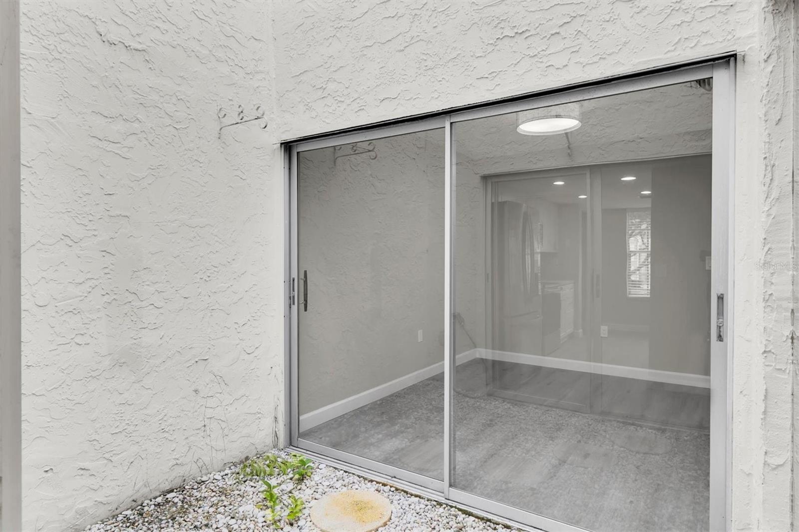 11337 VERSAILLES LN — photo 33